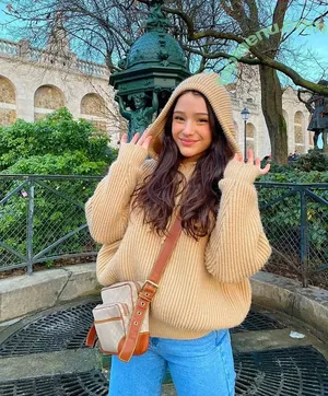 Jeanne Brem / jeanne.brem nude photo #0157