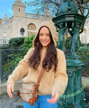 Jeanne Brem / jeanne.brem nude photo #0158