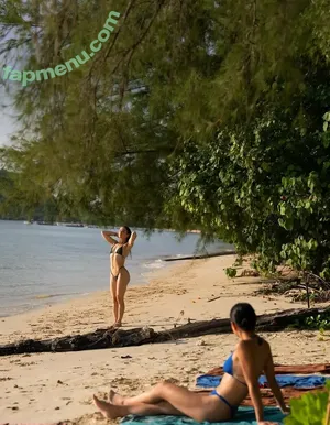 Jeanne Brem / jeanne.brem nude photo #0225