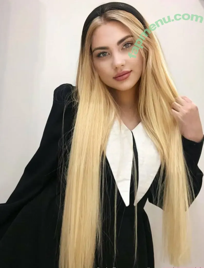 jeannejamgold nude photo #0018 (jeannejamgold)