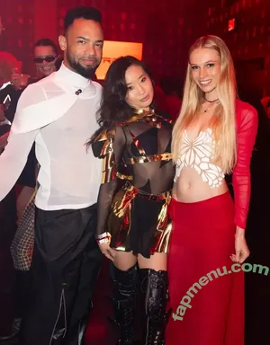 Jeannie Elise Mai / JeannieEliseMai / sexymaiii nude photo #0455