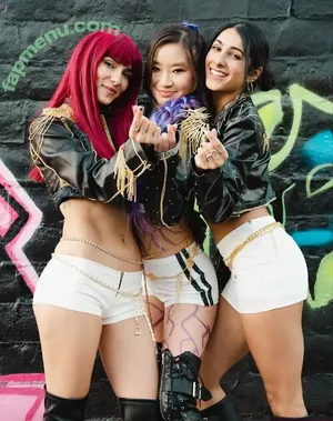 Jeannie Elise Mai / JeannieEliseMai / sexymaiii nude photo #0464