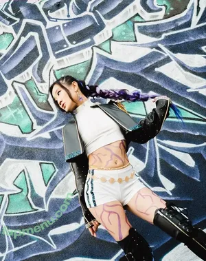 Jeannie Elise Mai / JeannieEliseMai / sexymaiii nude photo #0466