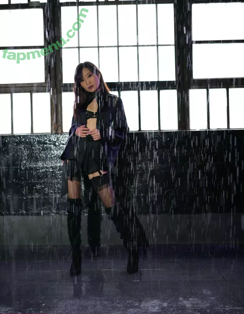 Jeannie Elise Mai nude photo #0071 (JeannieEliseMai / sexymaiii)