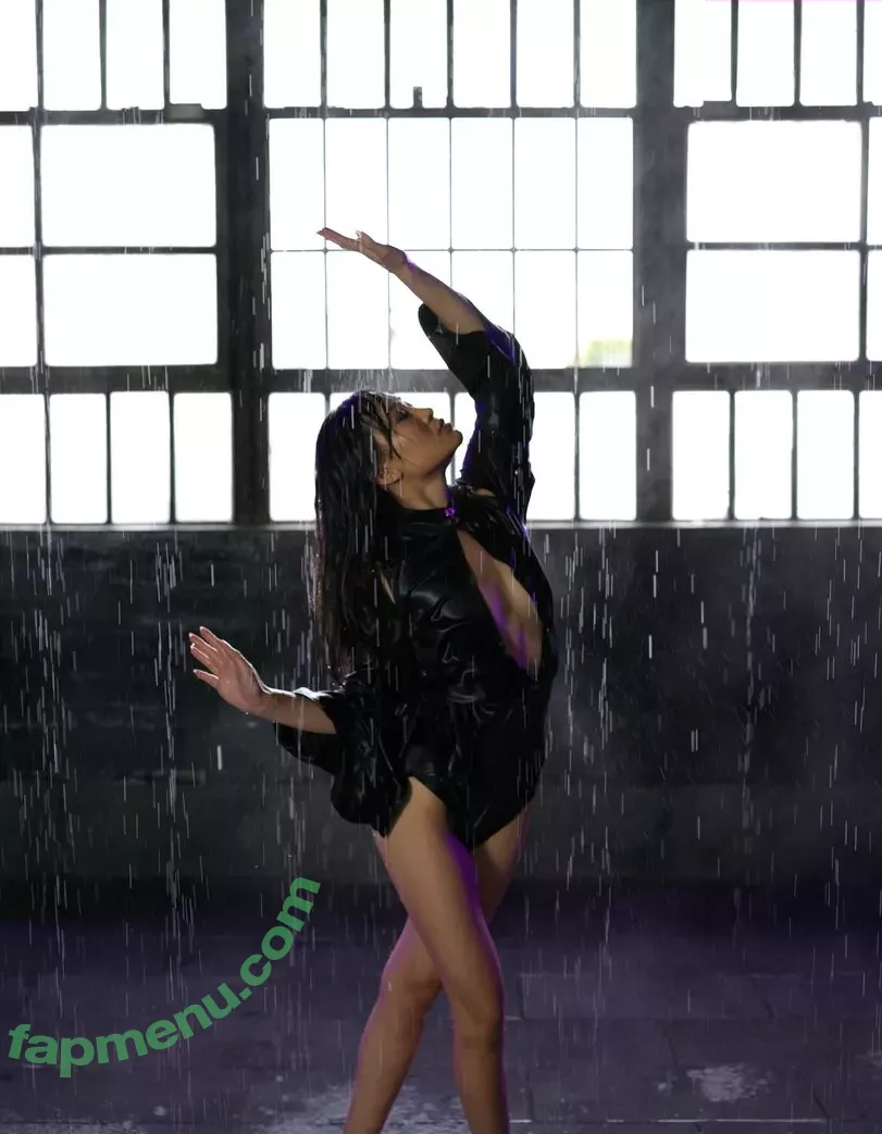 Jeannie Elise Mai nude photo #0072 (JeannieEliseMai / sexymaiii)