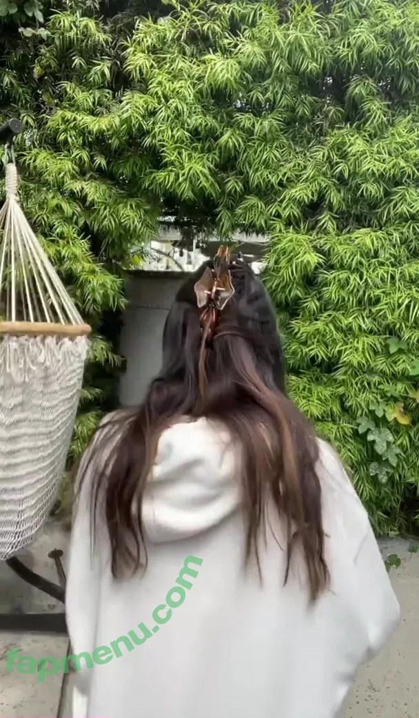 Jeannie Elise Mai nude photo #0090 (JeannieEliseMai / sexymaiii)