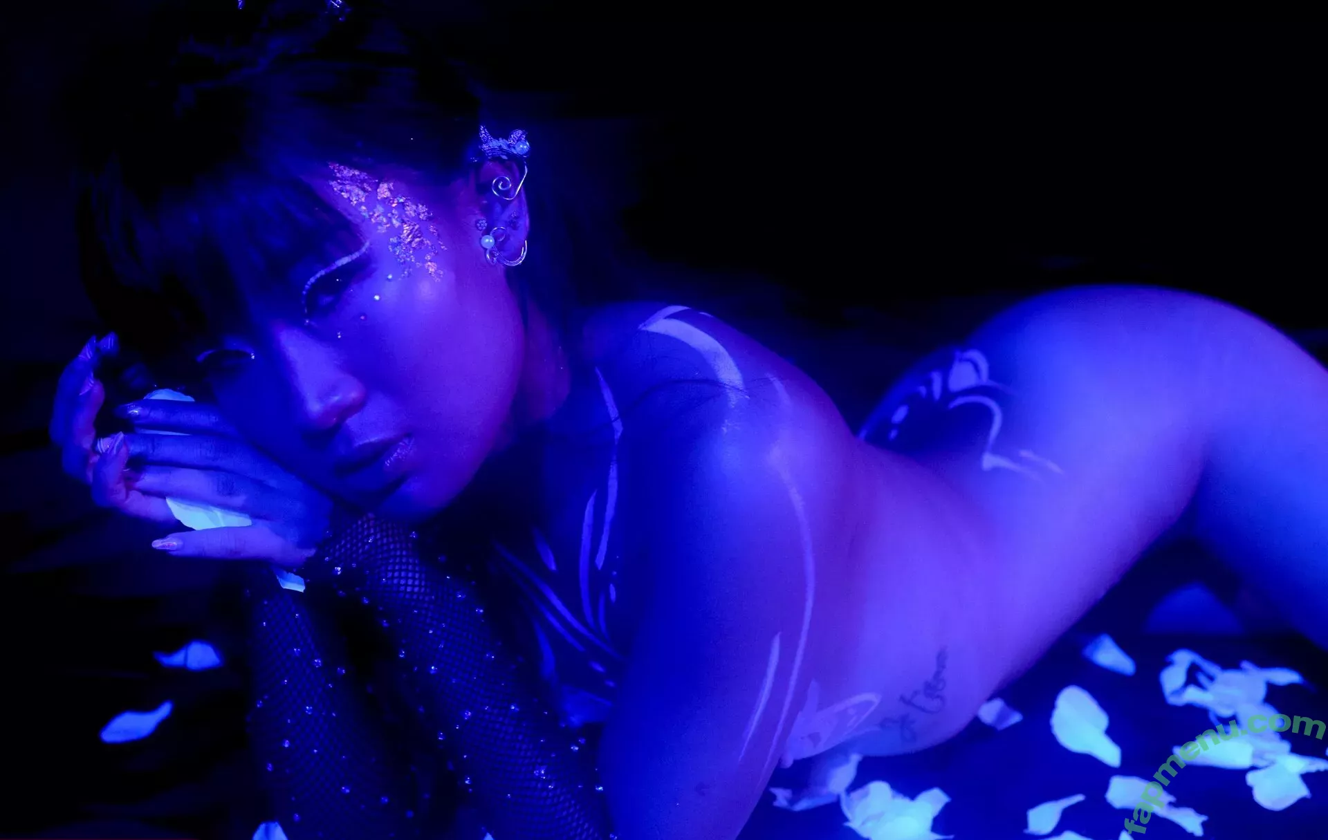 Jeannie Elise Mai nude photo #0099 (JeannieEliseMai / sexymaiii)