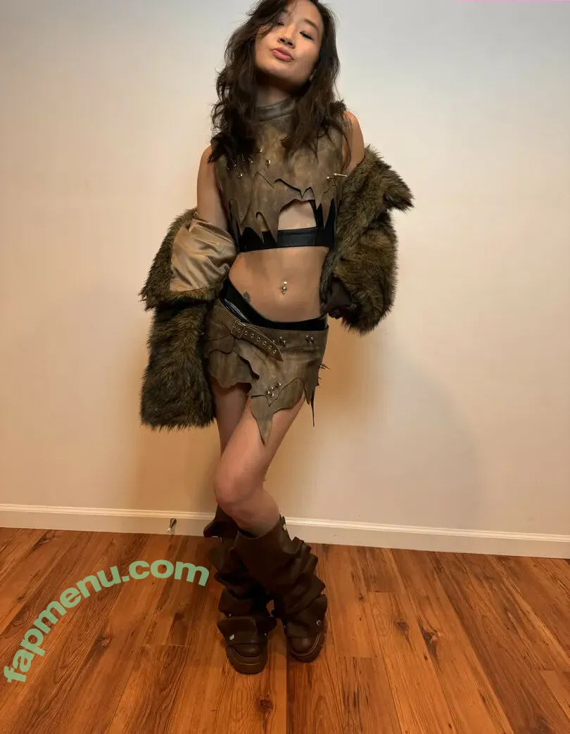 Jeannie Elise Mai nude photo #0340 (JeannieEliseMai / sexymaiii)