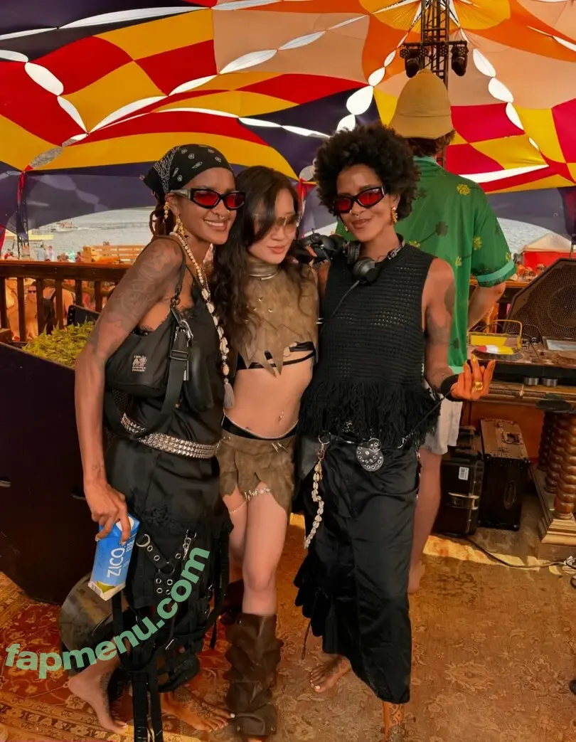 Jeannie Elise Mai nude photo #0445 (JeannieEliseMai / sexymaiii)