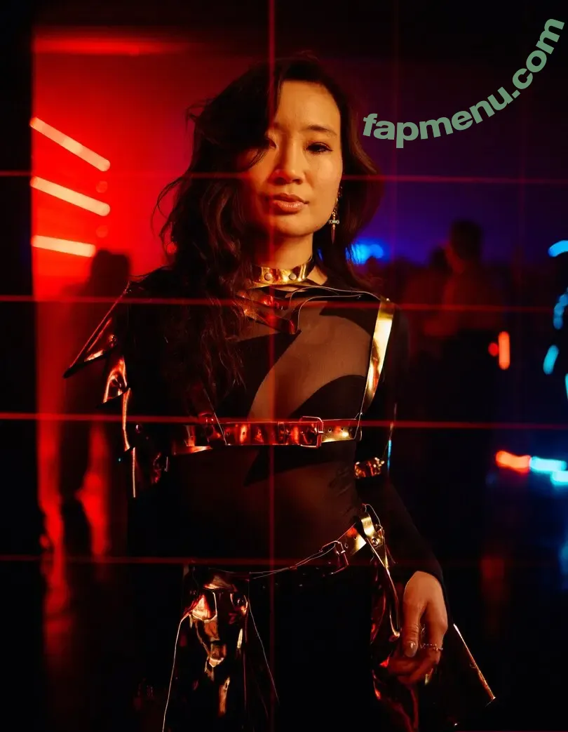 Jeannie Elise Mai nude photo #0451 (JeannieEliseMai / sexymaiii)