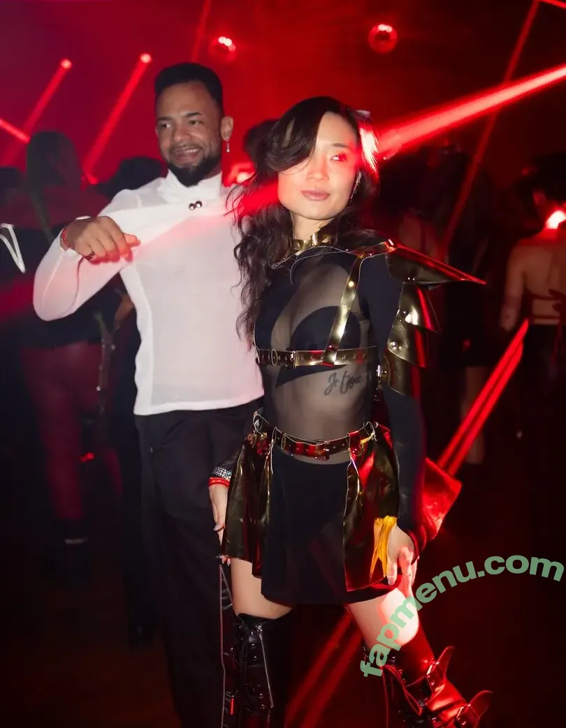 Jeannie Elise Mai nude photo #0453 (JeannieEliseMai / sexymaiii)