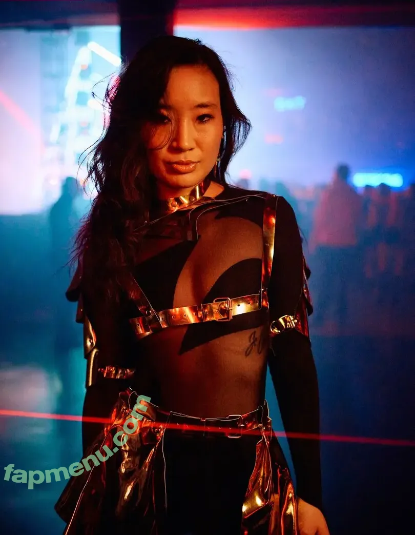 Jeannie Elise Mai nude photo #0456 (JeannieEliseMai / sexymaiii)