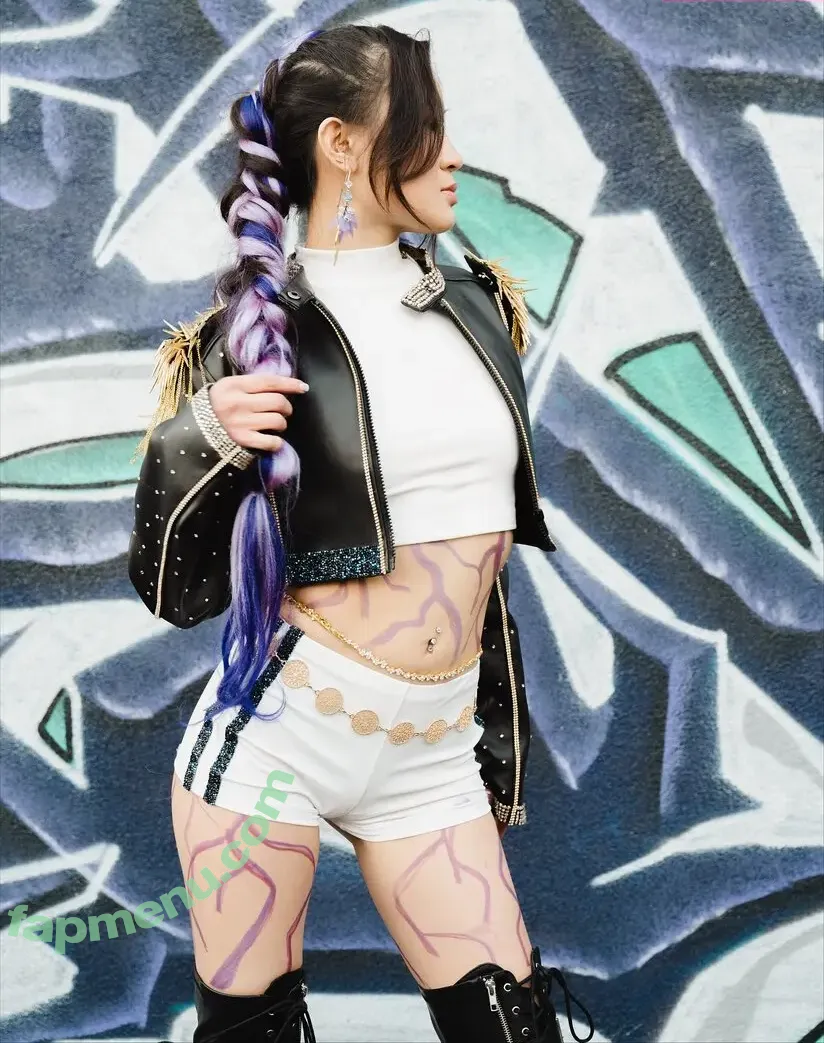 Jeannie Elise Mai nude photo #0461 (JeannieEliseMai / sexymaiii)