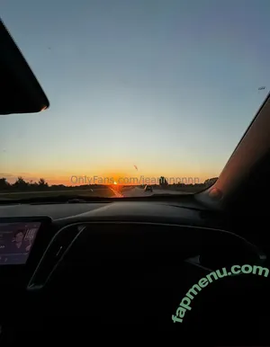 jeannnnnnn / jeannnnn.n nude photo #0442