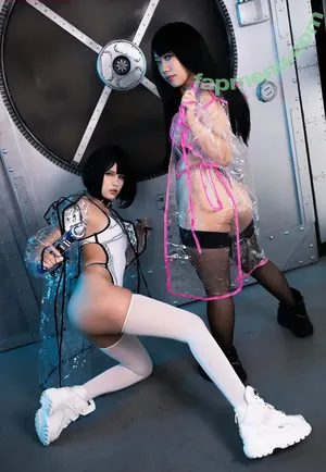 JeanWanWan / jeanwanwanart nude photo #3471