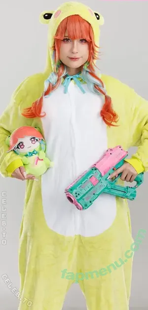 JeanWanWan / jeanwanwanart nude photo #3777