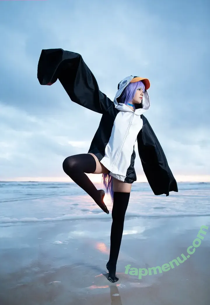 JeanWanWan nude photo #3176 (jeanwanwanart)