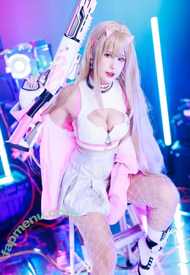 JeanWanWan nude photo #3956 (jeanwanwanart)