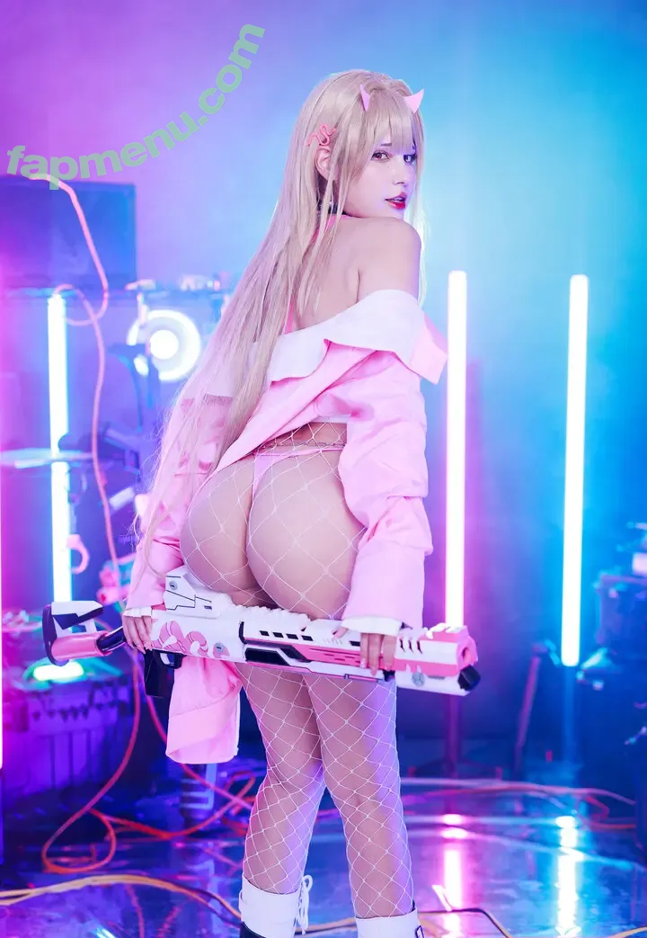 JeanWanWan nude photo #3971 (jeanwanwanart)