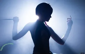 JeanWanWan / jeanwanwanart nude photo #4005