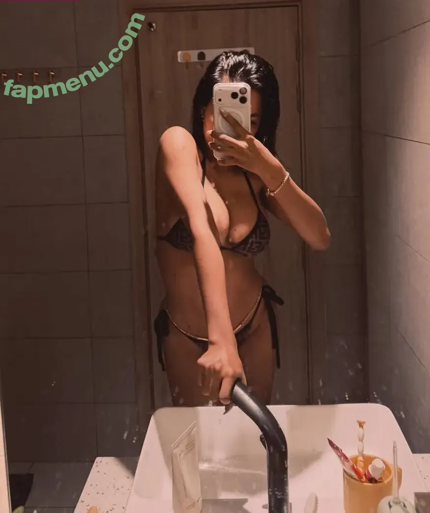 jee_phear голая photo #0002 (Jee Phear)