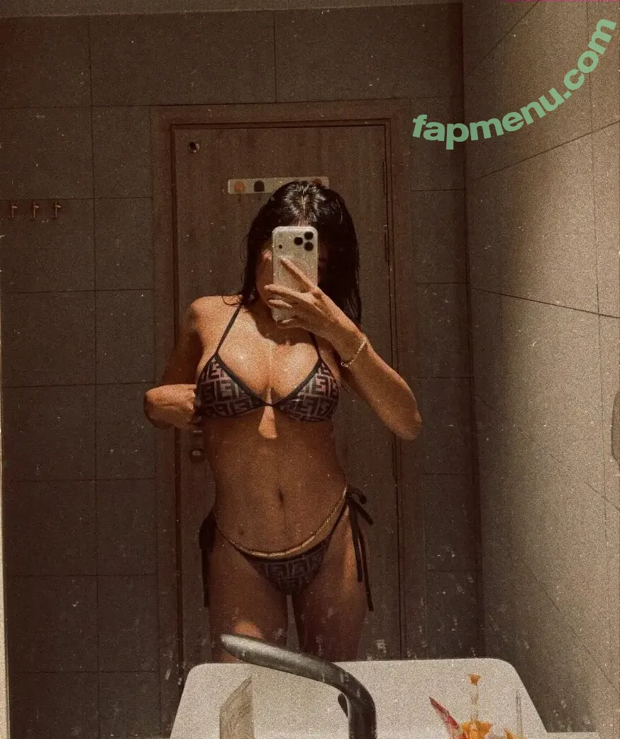 jee_phear nude photo #0003 (Jee Phear)