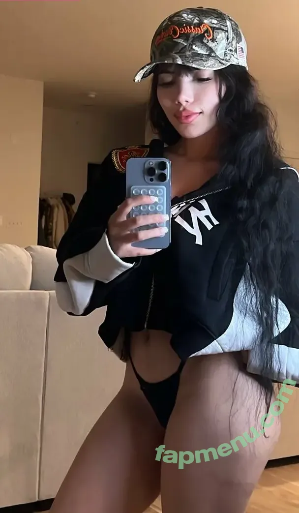 Jeibella nude photo #0011 (B4byjeni / Jbbellaa / Jeibellaa)