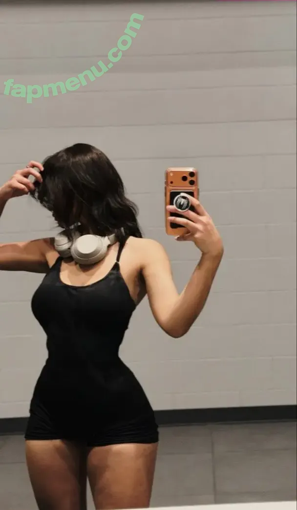 Jeila Dizon nude photo #0026 (Jeilalou / ilahdizon / jeiladizon)