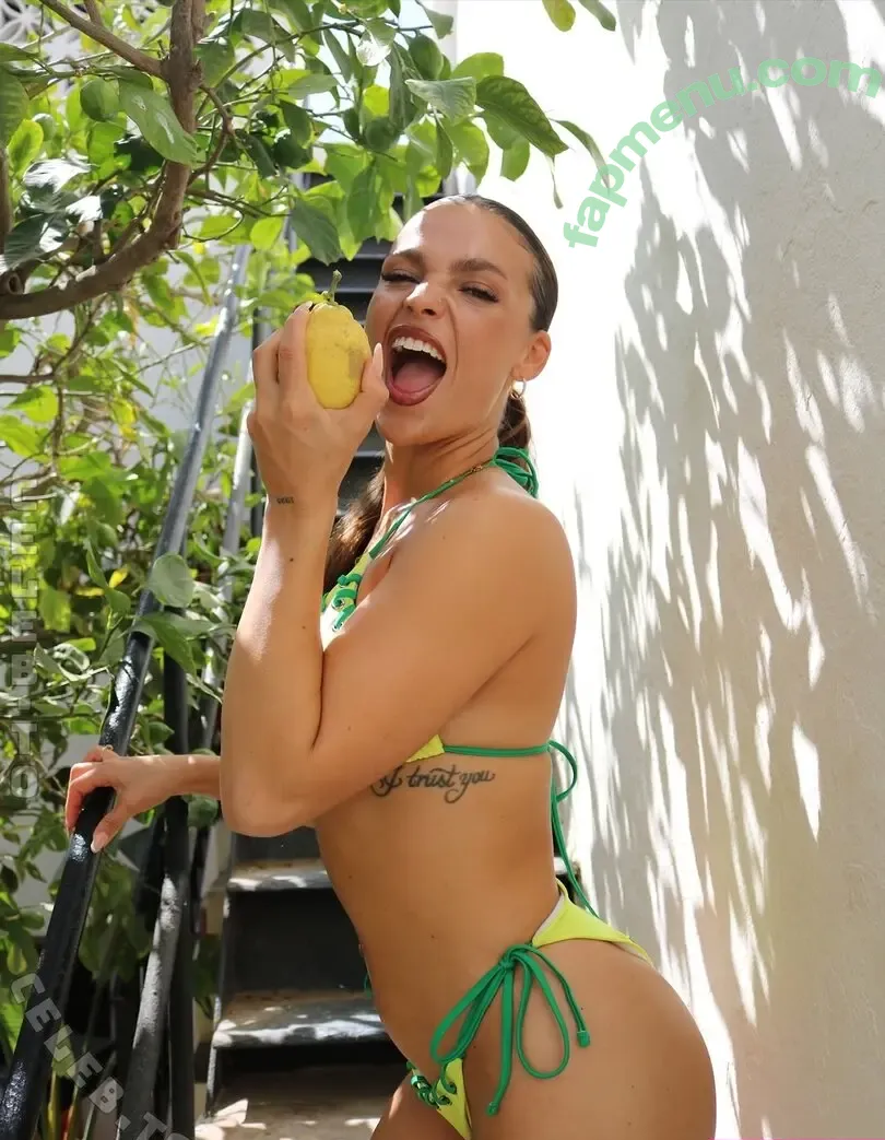 Jeje Lopes nude photo #0642 (jeje_lopes / jejellopes)