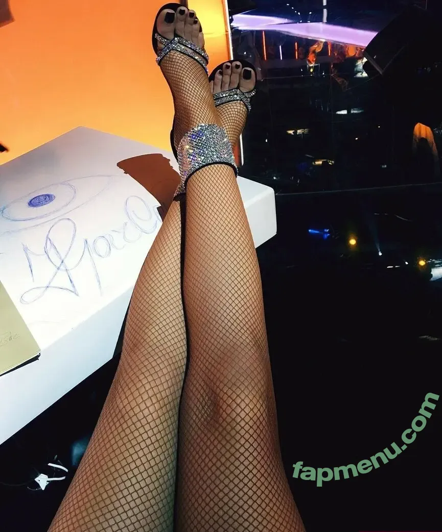 Jelena Karleusa nude photo #0084 (karleusa / karleusastar)