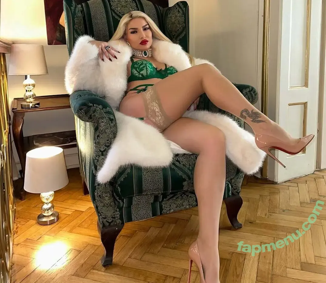 Jelena Savic nude photo #0178 (jelena_unikat)