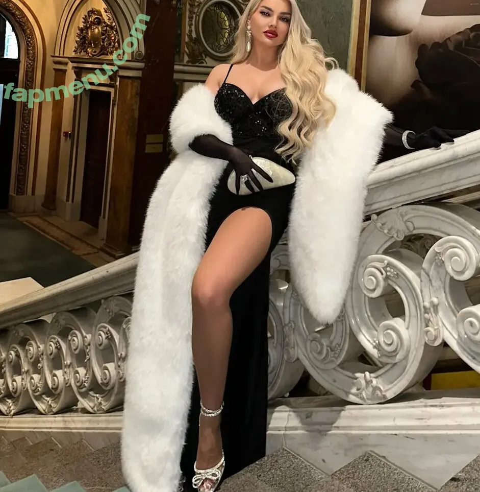 Jelena Savic nude photo #0198 (jelena_unikat)