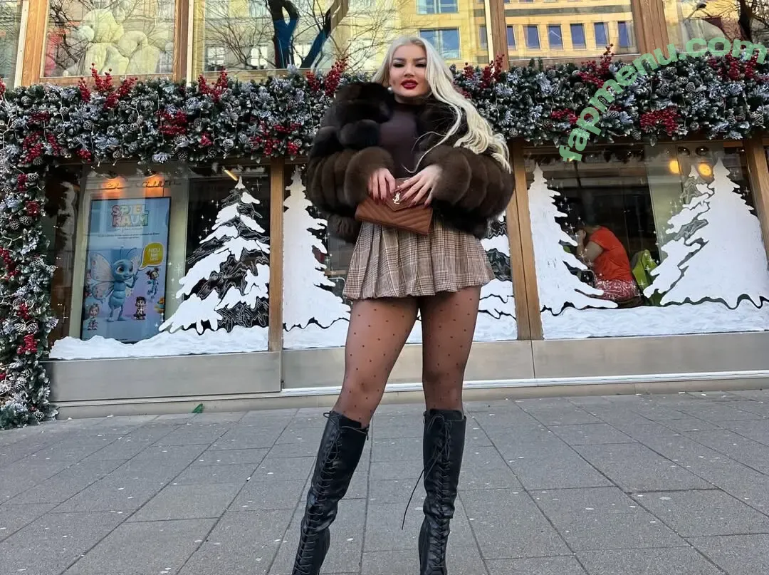 Jelena Savic nude photo #0248 (jelena_unikat)