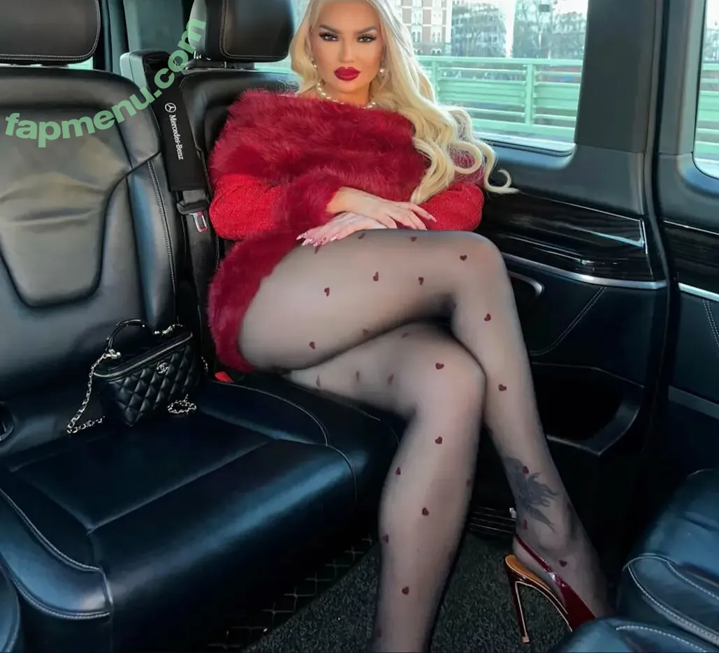 Jelena Savic nude photo #0249 (jelena_unikat)