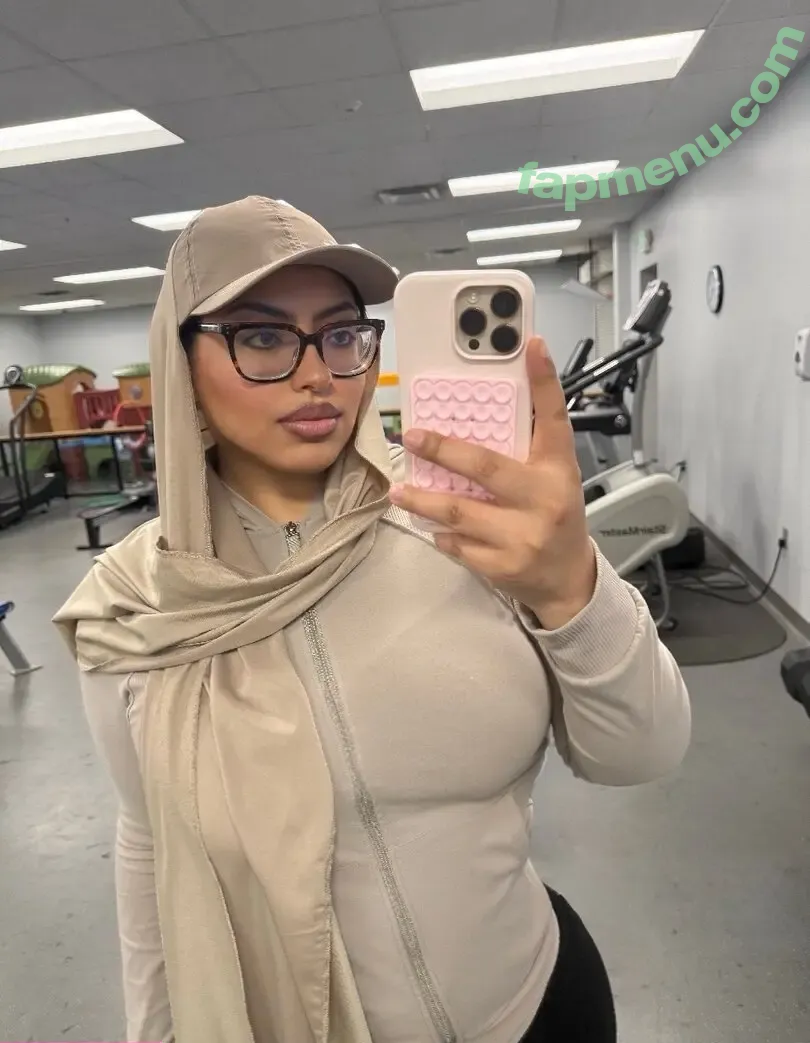 Jelena nude photo #0002 (halalshawty / halalshawtyy / jelenavip)