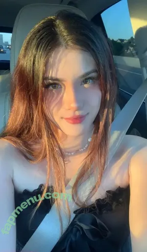 Jelloannaa nude photo #0004
