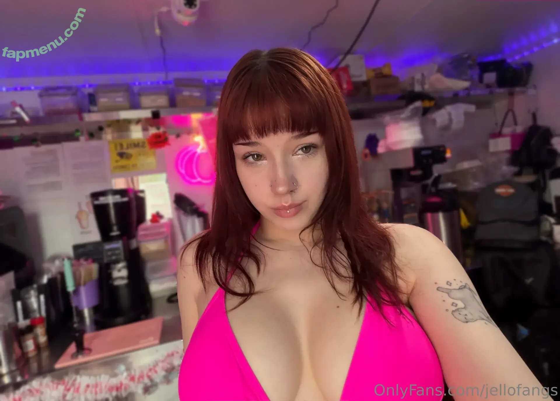 jellofangs nude photo #0072 (faerytits)