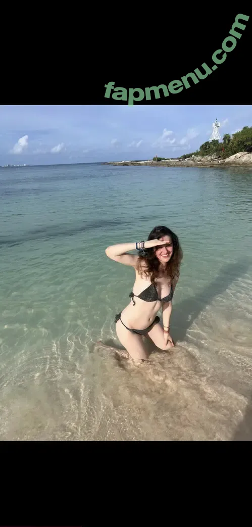 Jellycatfishing nude photo #0068 (Jellycatfishing)