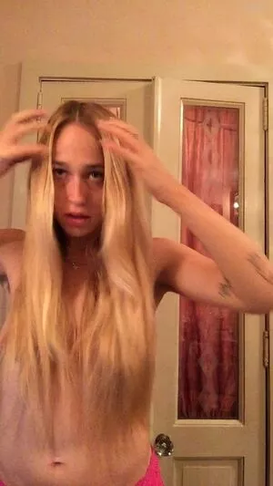 Jemima Kirke / jemima_jo_kirke / jemimakirke nude photo #0043