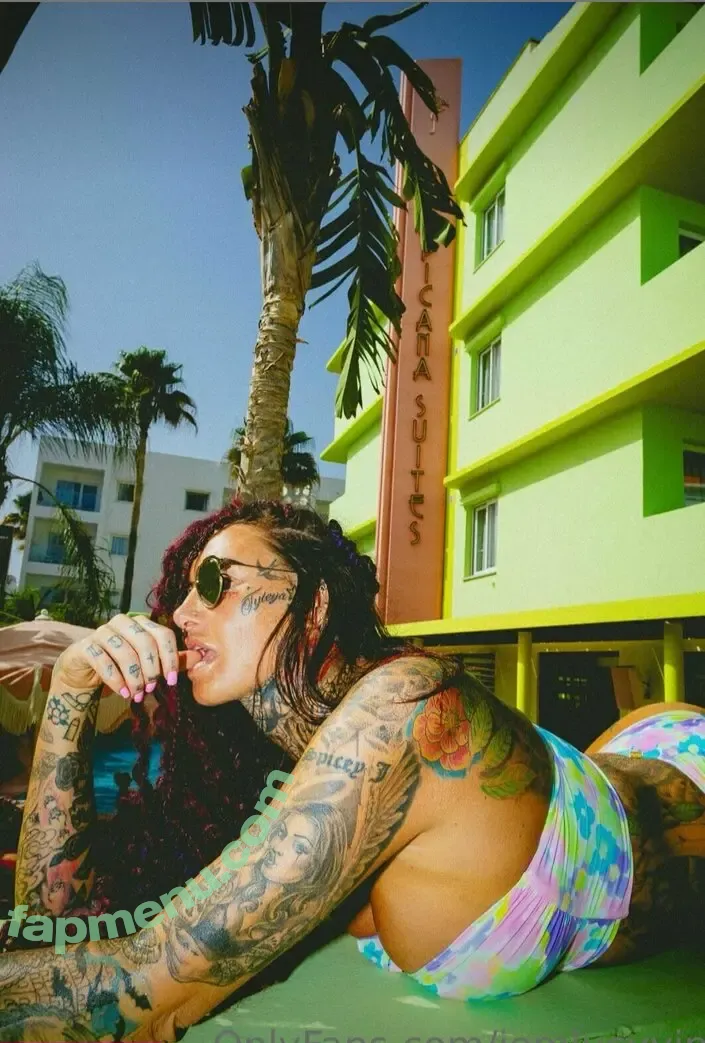 Jemma Lucy nude photo #0235 (jem_lucy / jemlucy_backup)