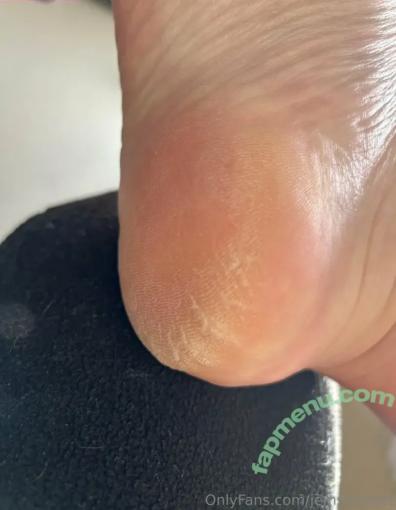 jemsbigfeet nude photo #0046 (jemsbigfeet)