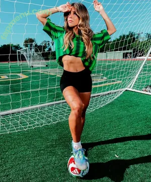 Jen Munoz / jenjmunozz nude photo #0022