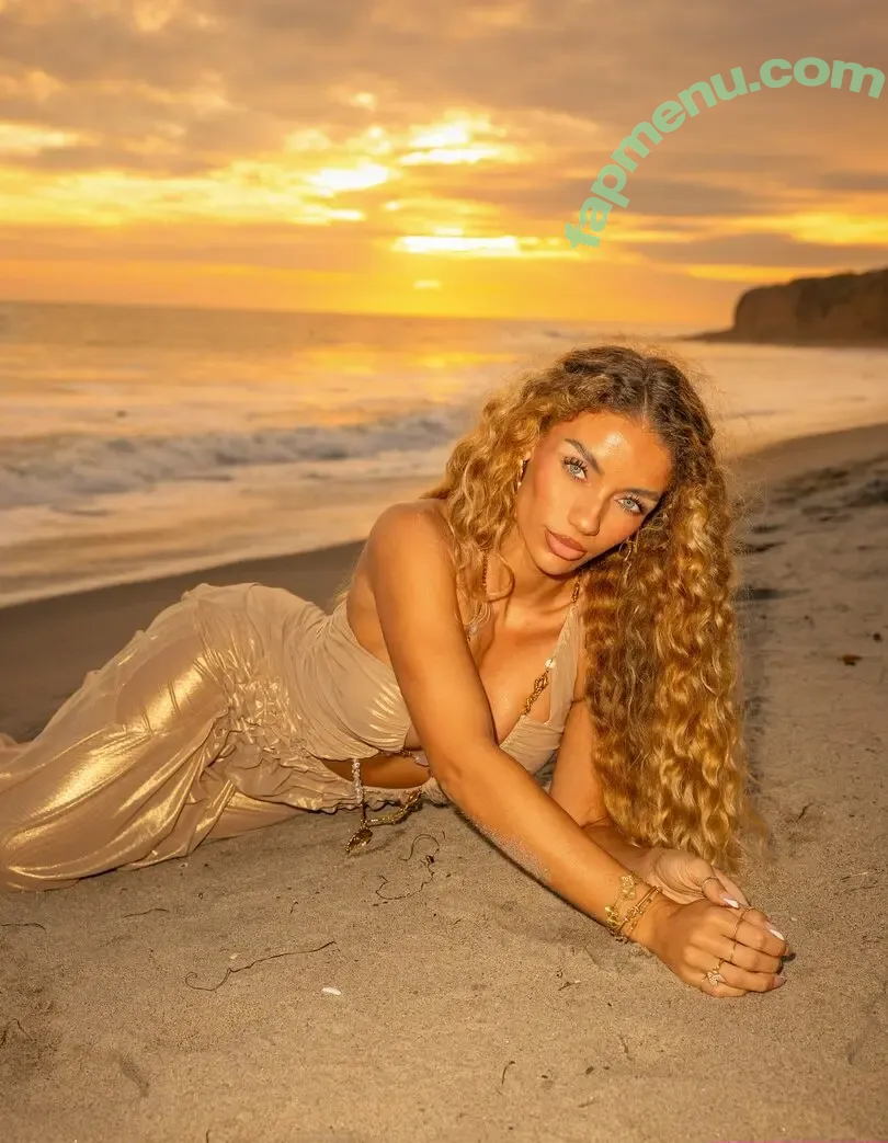 Jena Frumes nude photo #0386 (jenafrumes)