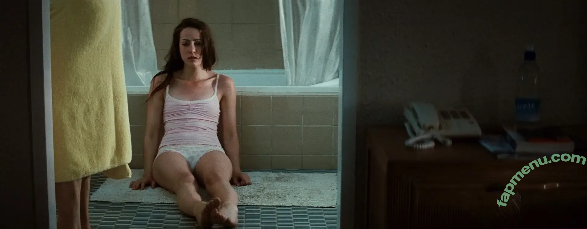 Jena Malone nude photo #0029 (jenamalone / malonejena)