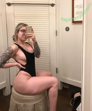  nude photo #0003