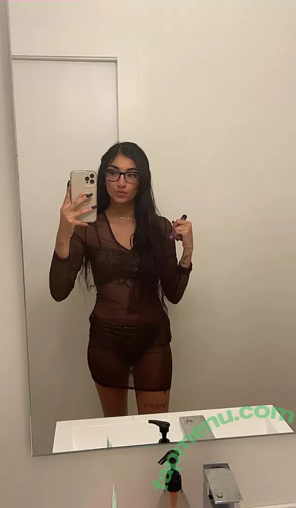 Jenelle Mathew nude photo #0121 (jenellemathew / jmulaxxx)