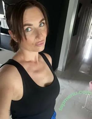 jeniferjane / martinka_like_jj nude photo #0091