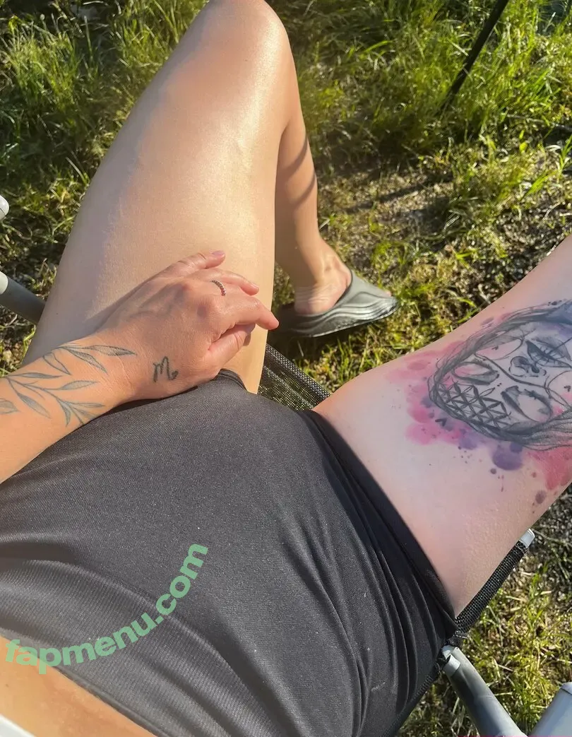 jeniferjane nude photo #0086 (martinka_like_jj)