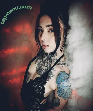 jenisbringingthedrugs / whitetrash_heart_throb nude photo #0001