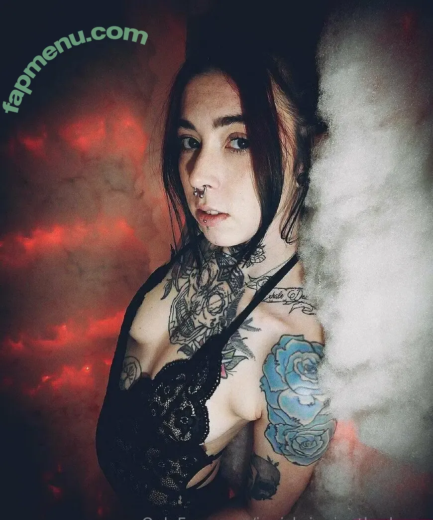 jenisbringingthedrugs nude photo #0001 (whitetrash_heart_throb)